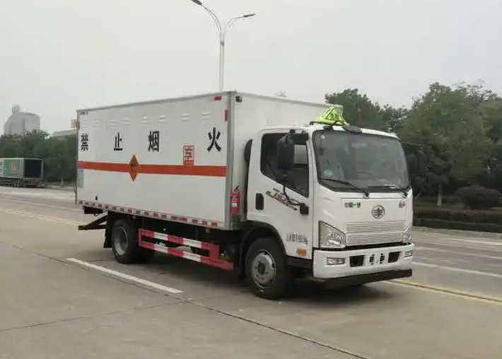 鄢陵爆破器材运输车可以上高速吗?