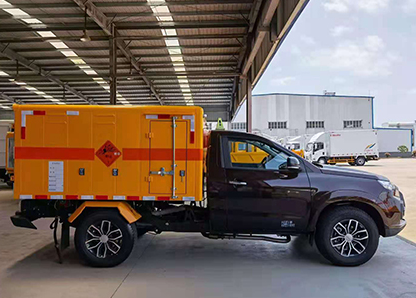 鄢陵民用爆破器材运输车如何防静电?